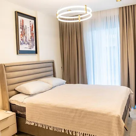 Apartment In 100m To The Sea *