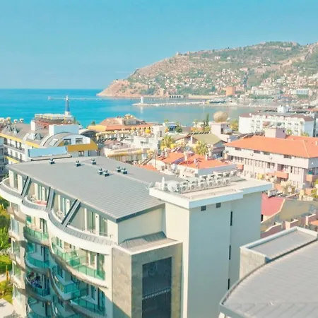 In 100m To The Sea Alanya